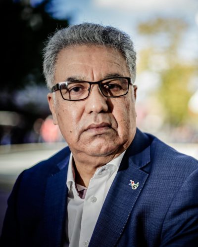 Potrait des Schatzmeisters der Deutsch-Palästinensischen Gesellschaft am Freitag 04. Oktober 2024 am Live Savers Denkmal in der Duisburger Innenstadt. Wie hat sich das Leben zwischen Juden und Palästinensern seit dem 7. Oktober verändert. Foto: André Hirtz / FUNKE Foto Services